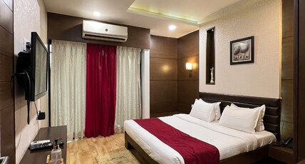 Hotel Titanium Room Type - Super Deluxe Room