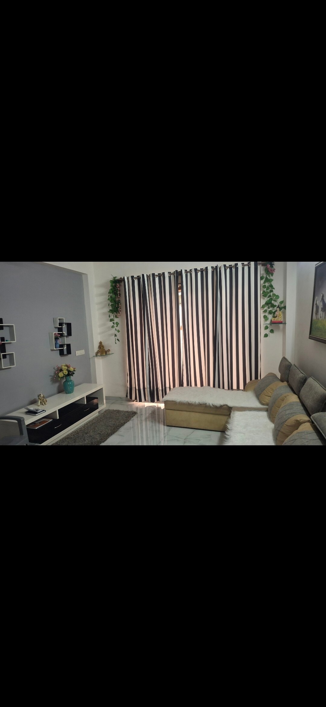 Ragade s Swarajya luxury Flat For Homestay - Tap to explore photos