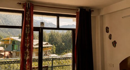 Sukh Cafe Room Type - Bedroom 4