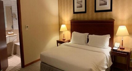 Executives Hotel Olaya Room Type - King Jacuzzi Suite
