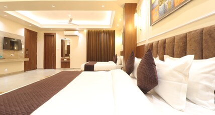 Hotel Gangotri Suites Room Type - FAMILY ROOM