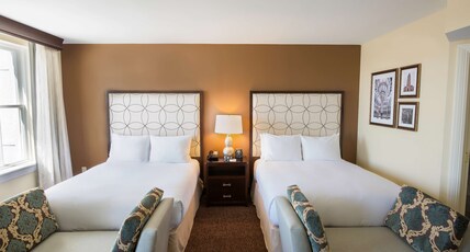Hilton Baton Rouge Capitol Center Room Type - 2 QUEEN BEDS CITY VIEW