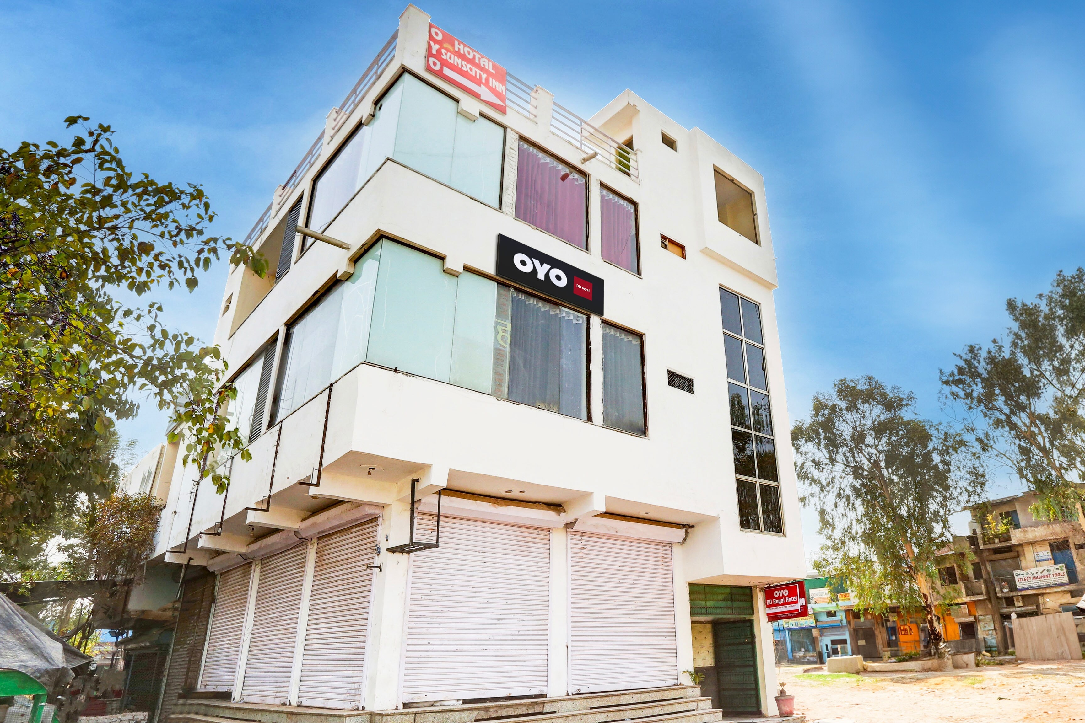 Hotel O DD Royal - Tap to explore photos