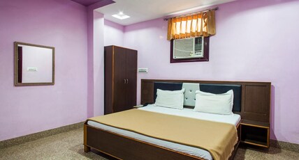 Hotel Babu Palace Room Type - Deluxe Room