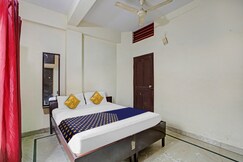 Hotel O Vishu Moni Residency