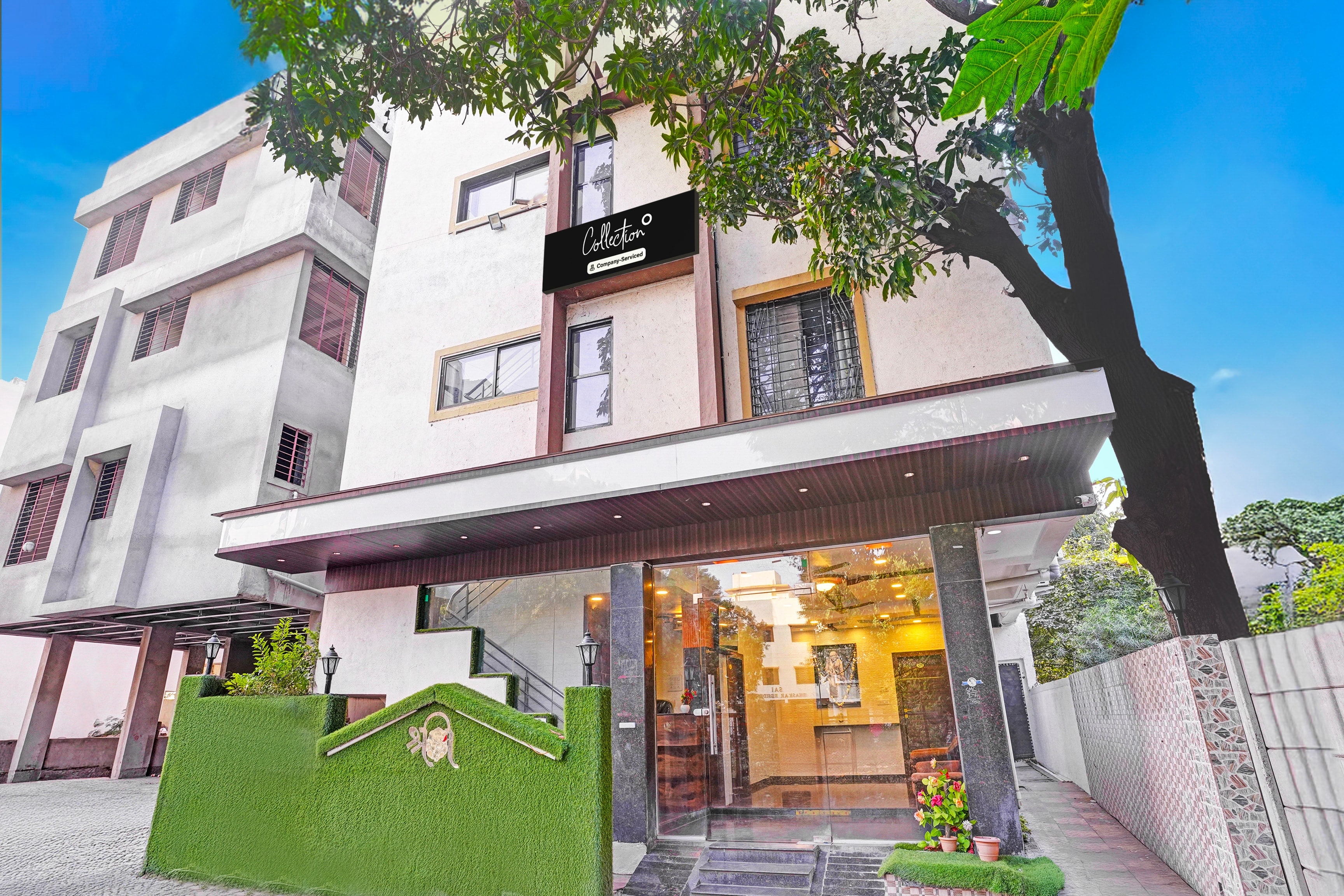 Collection O Shirdi Midtown Formerly Sai Sanket - Tap to explore photos