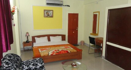 City Hotel Room Type - Deluxe