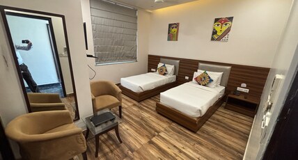 Hotel Regal By Rhytham Room Type - Deluxe Twin Room