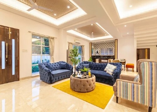 River Martin 4BHk with Pvt Pool - Tap to explore photos