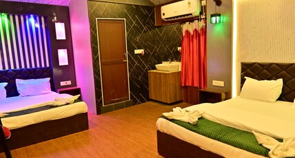 Hotel Highness Sea Rock Room Type - Deluxe Quadruple Room