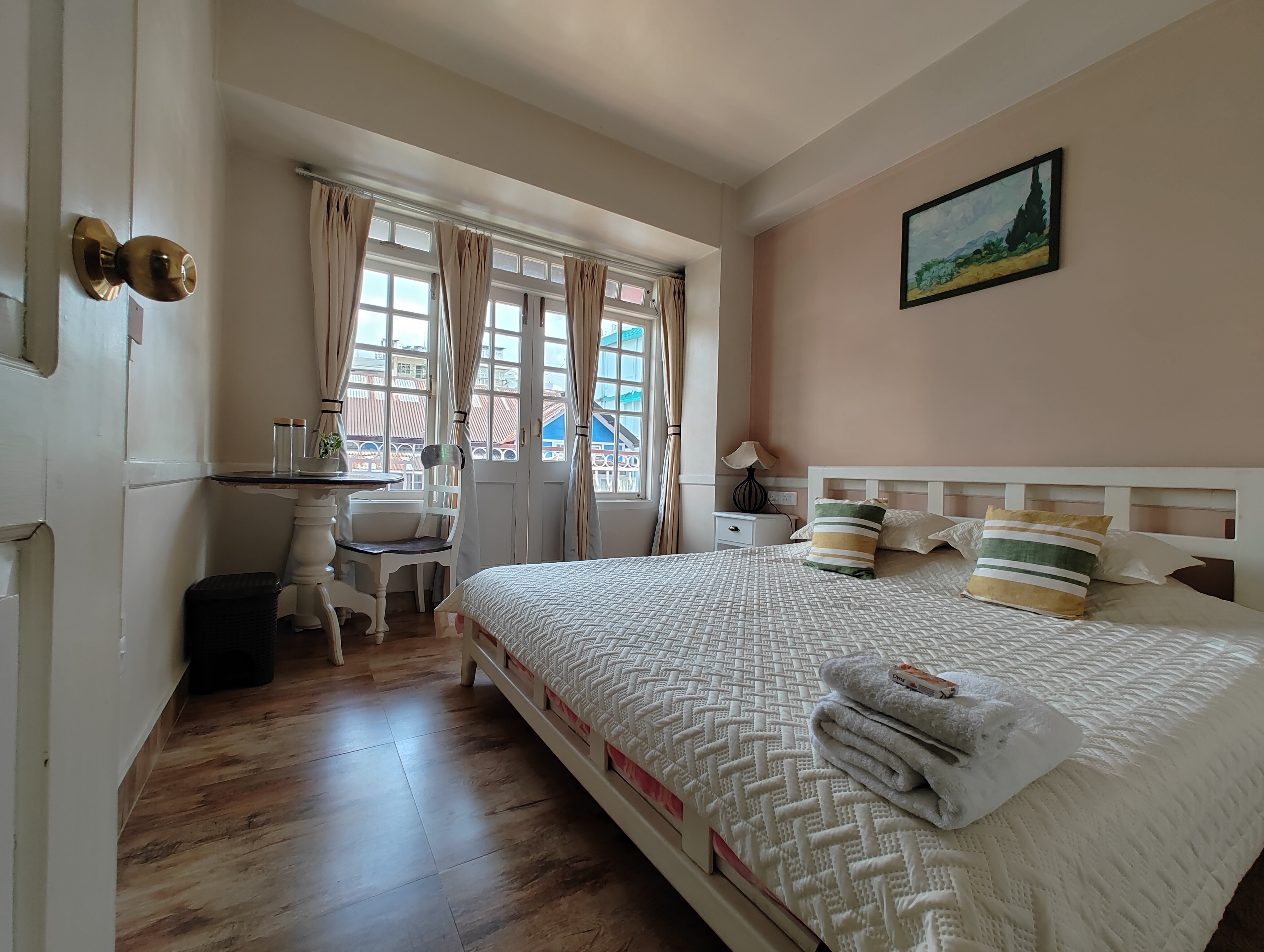 Silversky Guest house - Tap to explore photos