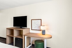 Spark by Hilton Springfield Southwest