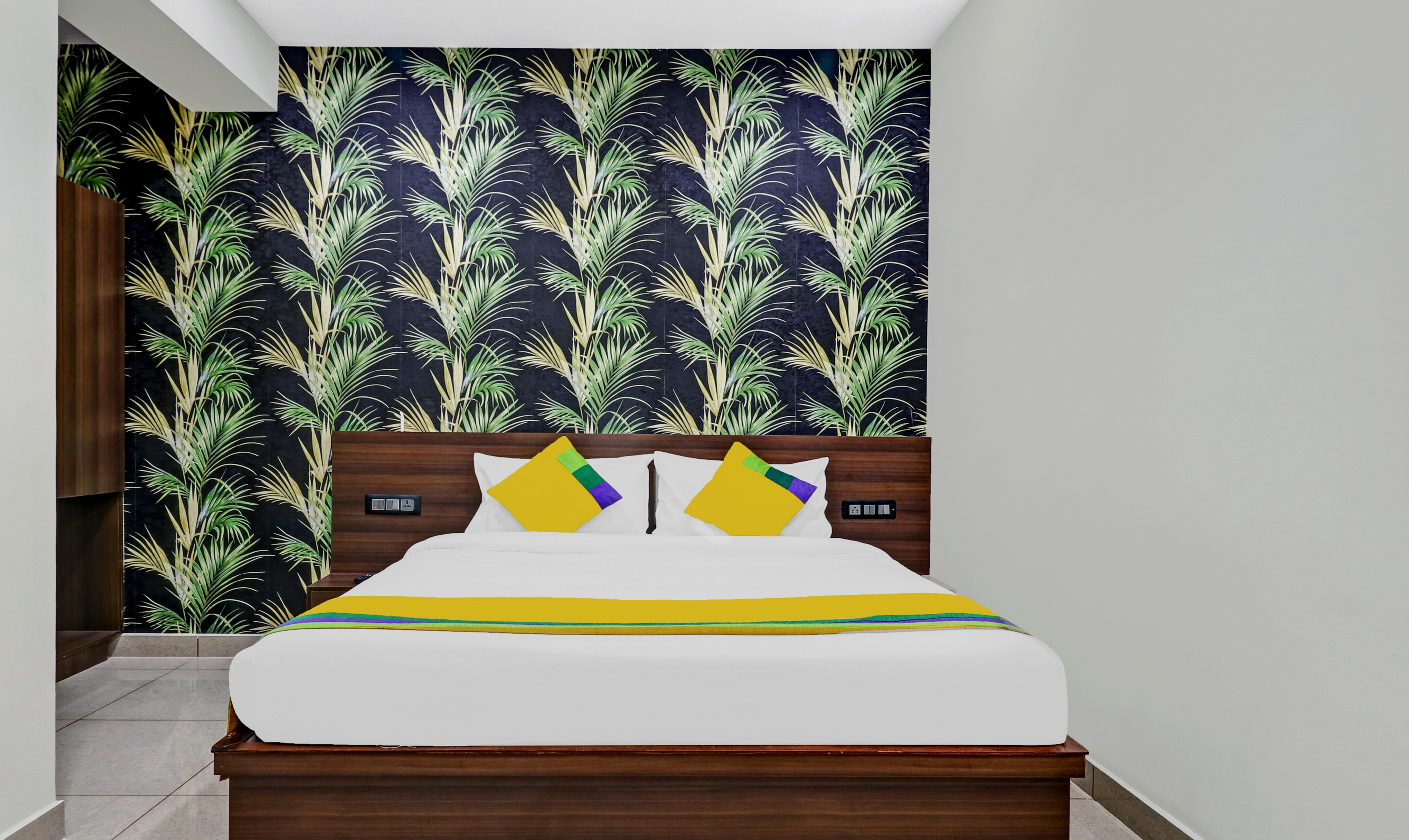 Itsy Hotels NRM Residency - Tap to explore photos
