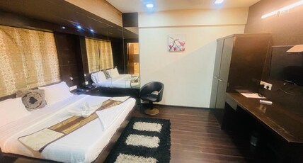 The Metro Park Hotel Room Type - SUITE ROOM