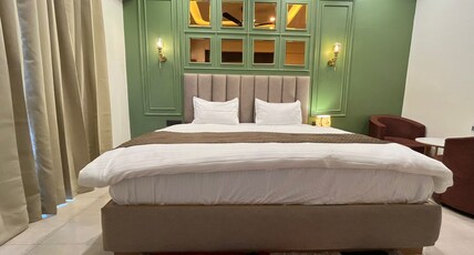 Cozy City Retreat Room Type - Cozy City Retreat