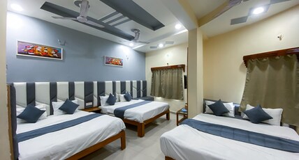 Hotel Pleasure Landmark Room Type - Six Bed Community Room
