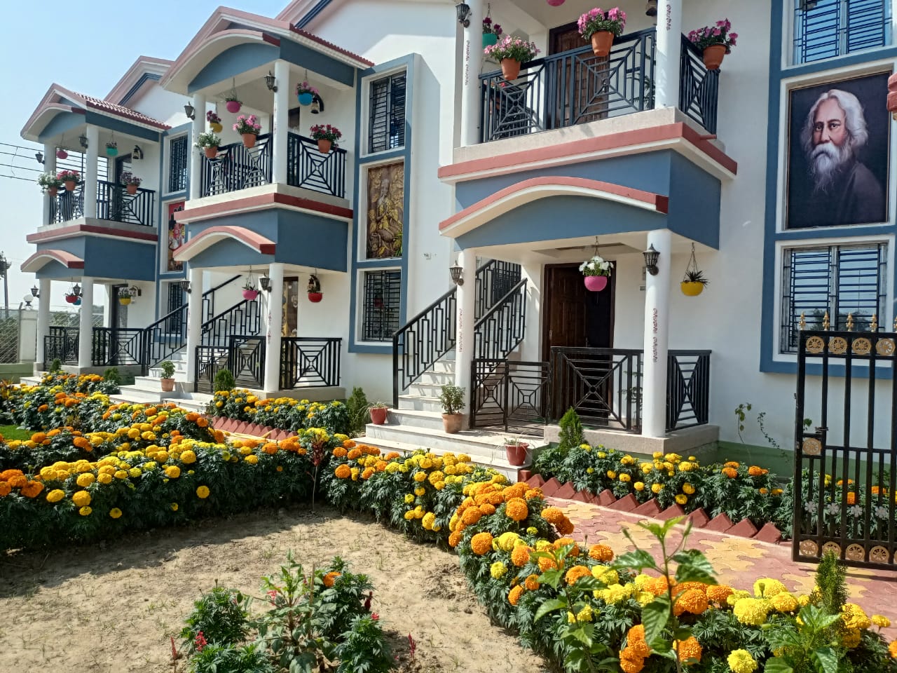 Mukul Bithi Homestay - Tap to explore photos