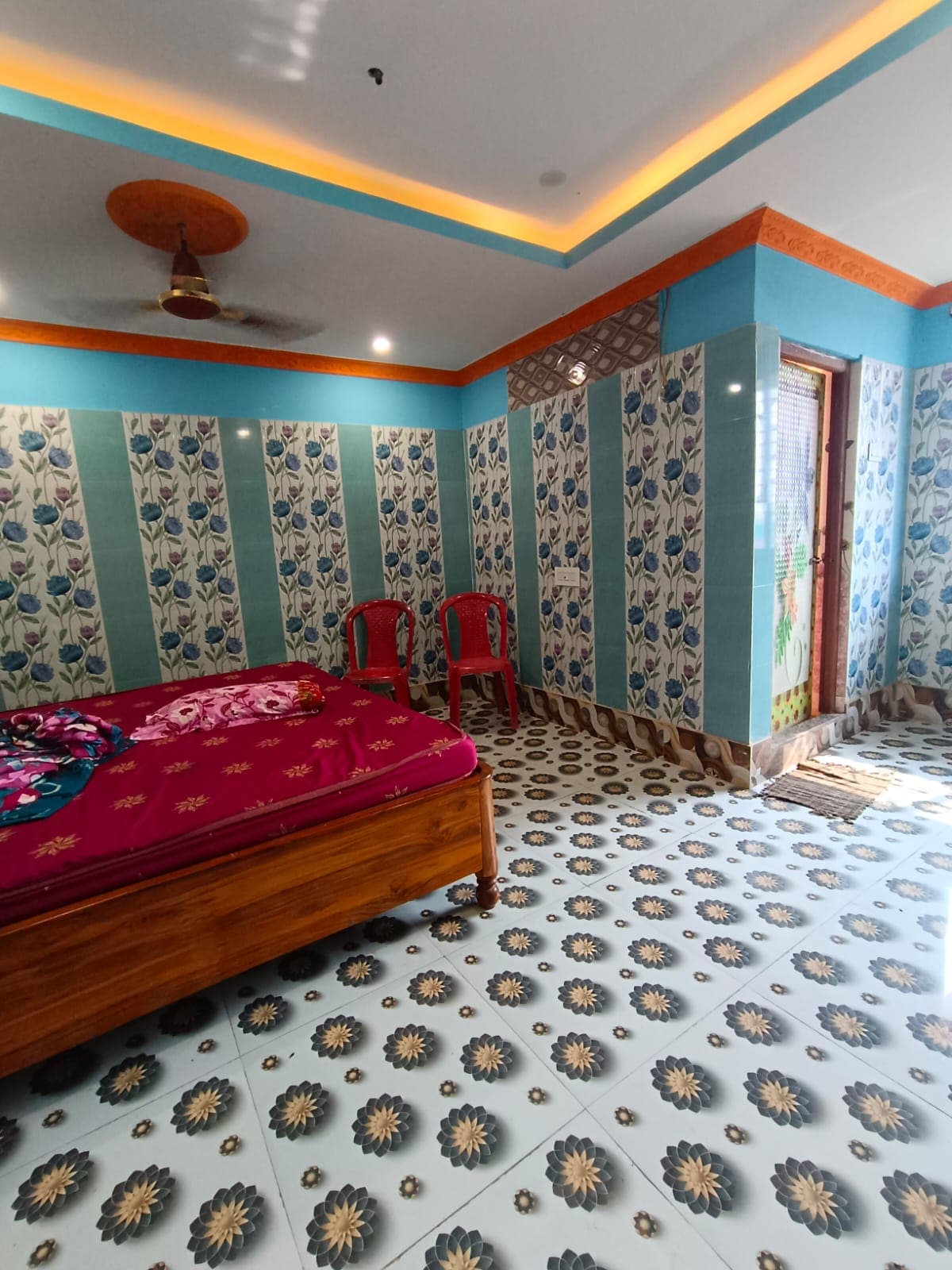 SAGAR PALACE - Tap to explore photos
