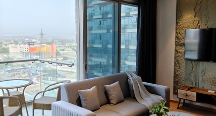 Ayara Stays | Infinity Pool Residences Room Type - Luxe Vista | Infinity Pool & City Views