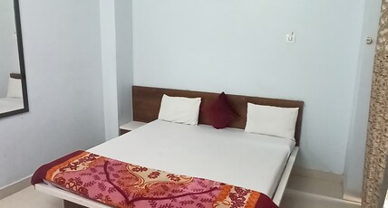 Hotel Adiraj palace and lodging Room Type - Standard King Room AC