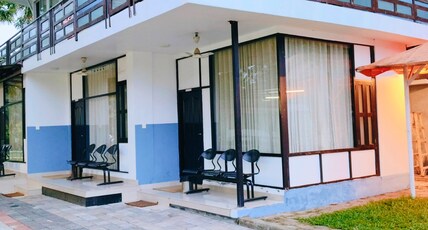 Mia Riaan Lake View Resort Room Type - Honeymoon Lake View Ac