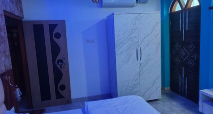 Maa kamakhya home stay Room Type - Rose