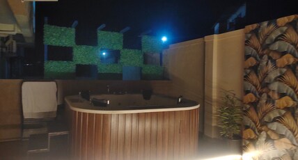 Commute Easy Family friendly Private Jacuzzi Room Type - Commute Easy Family friendly Private Jacuzzi