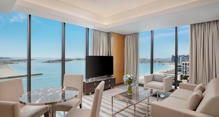 Hilton Dubai Palm Jumeirah Room Type - KING ONE BEDROOM SUITE WITH SEA VIEW BALCONY Hilton Dubai Palm Jumeirah Room Type - KING ONE BEDROOM SUITE WITH SEA VIEW BALCONY