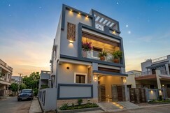 Urban White villa Home stay