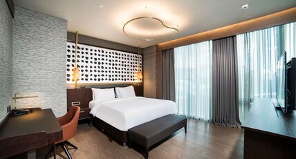 Radisson Collection Hotel, Vadistanbul Room Type - Premium Room - City amp; Forest View