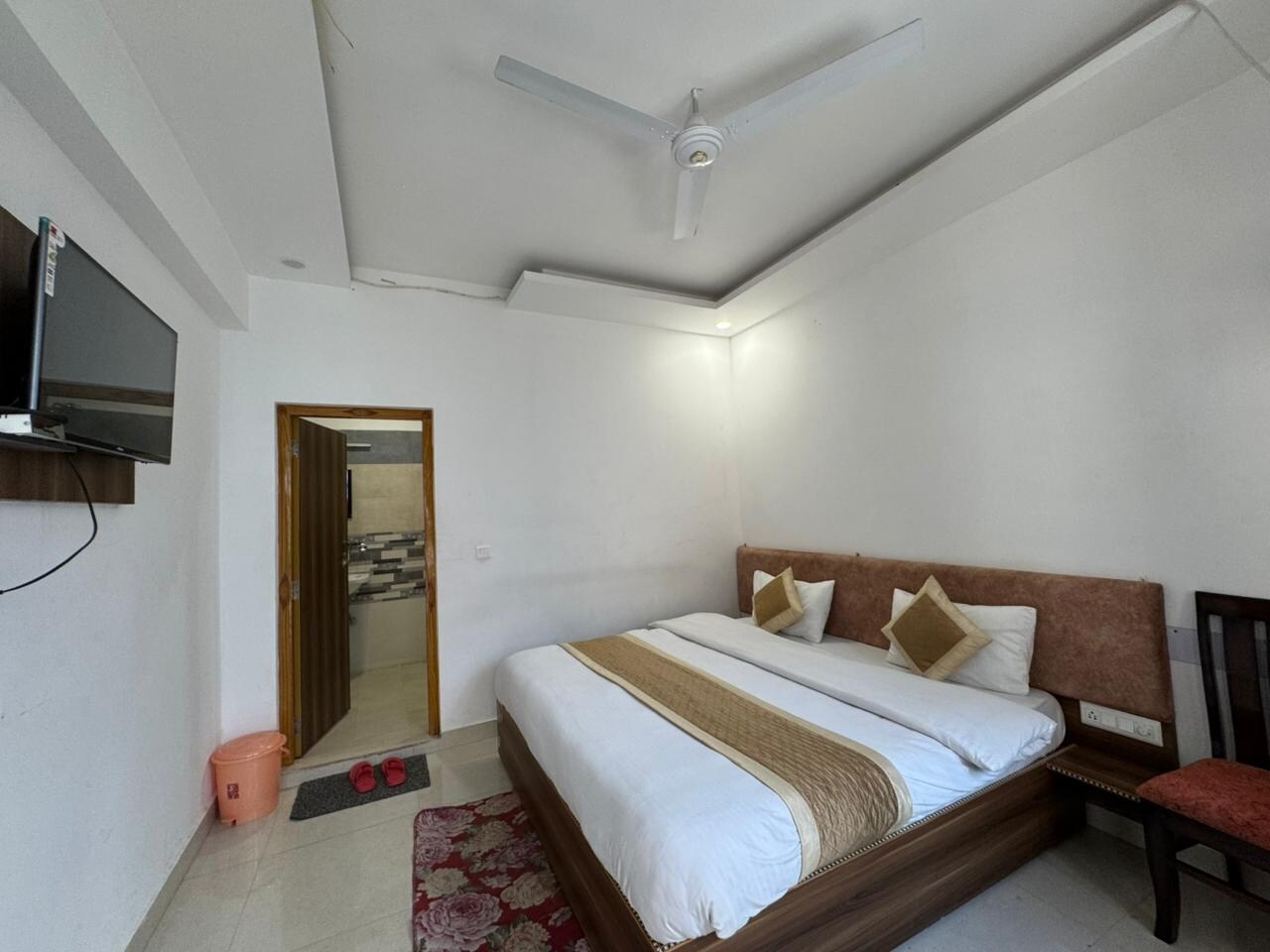 MM Homestay - Tap to explore photos