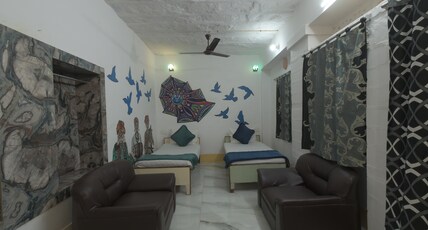 DEEPAK HOTEL & RESTAURANT Room Type - Deluxe Double Room