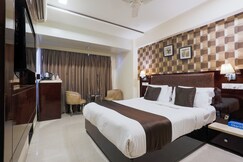 Hotel Laaiba Residency