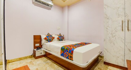Hotel Lali Palace Room Type - Standard Room