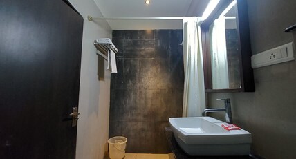 Orbit Hotel Room Type - Deluxe Double Room