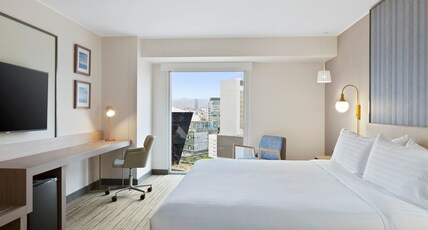 Holiday Inn Express Lima San Isidro Room Type - 1 King Standard High Floor Extra Space Holiday Inn Express Lima San Isidro Room Type - 1 King Standard High Floor Extra Space