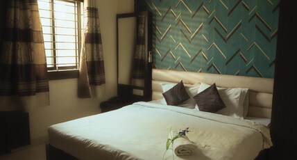 Hotel Maya Palace Ayodhya Bypass Bhopal Room Type - Standard Room