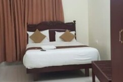 OYO 844221 Patel House