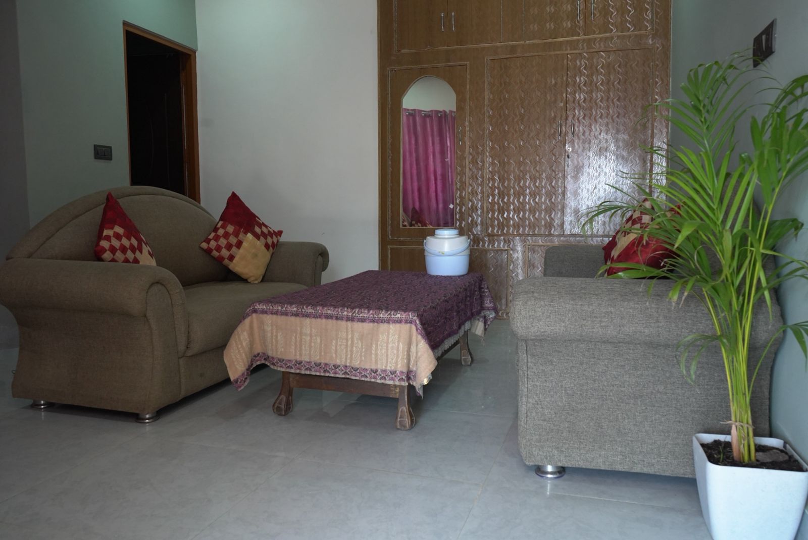 The Fiyoli Homestay - Tap to explore photos