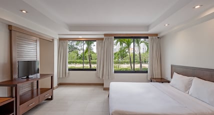 Hotel Tropicana Pattaya Room Type - Superior King Hotel Tropicana Pattaya Room Type - Superior King
