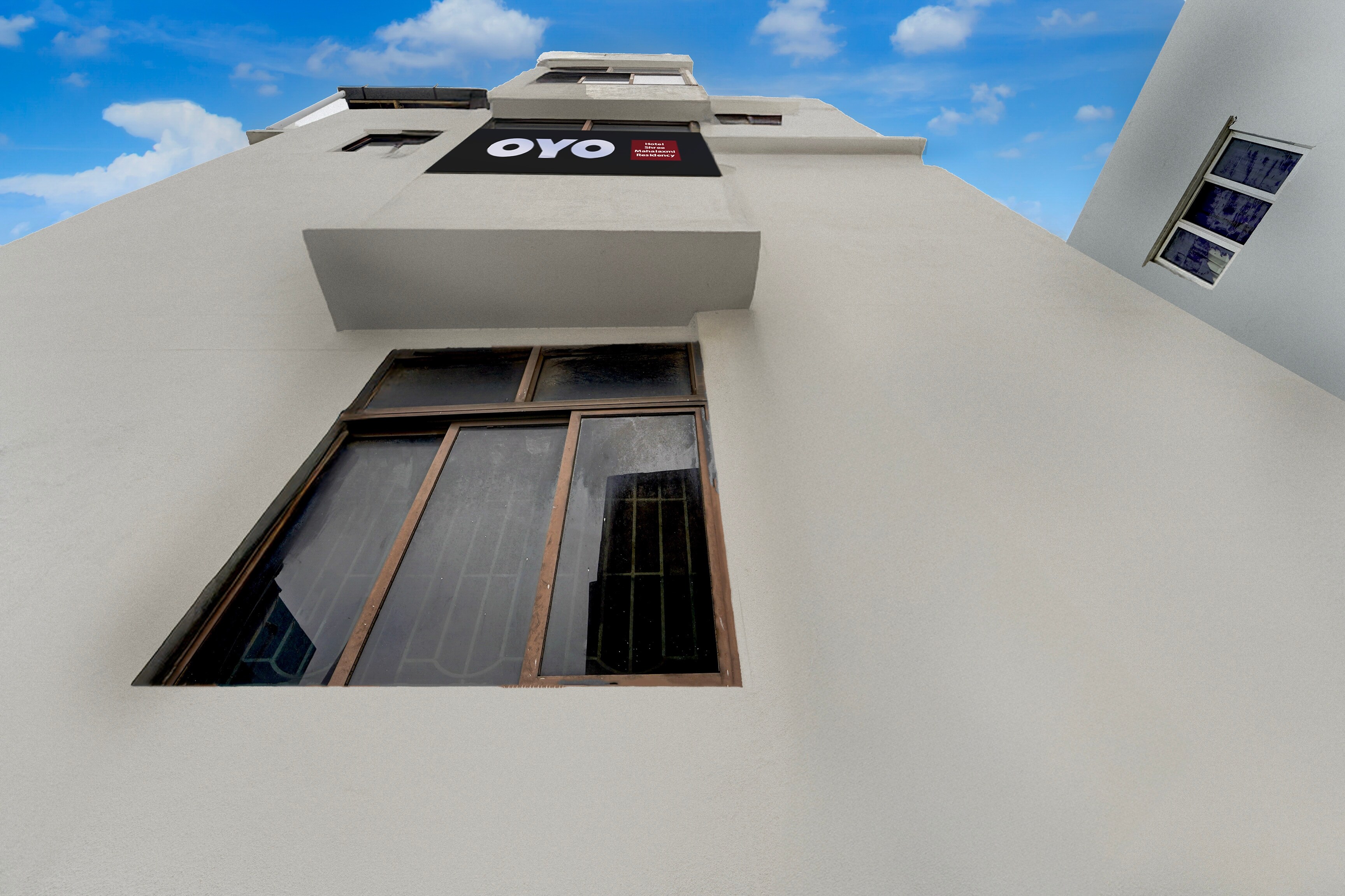 Hotel O Sri Mahalakshmi Residency - Tap to explore photos