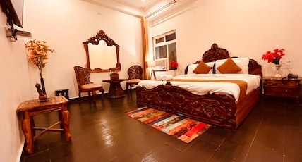 Hotel NDBL Near Hari Ki Pauri Haridwar Room Type - Suite Room Hotel NDBL Near Hari Ki Pauri Haridwar Room Type - Suite Room