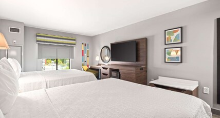 Hampton Inn Columbus-North Room Type - 2 QUEEN BEDS SHWR ONLY