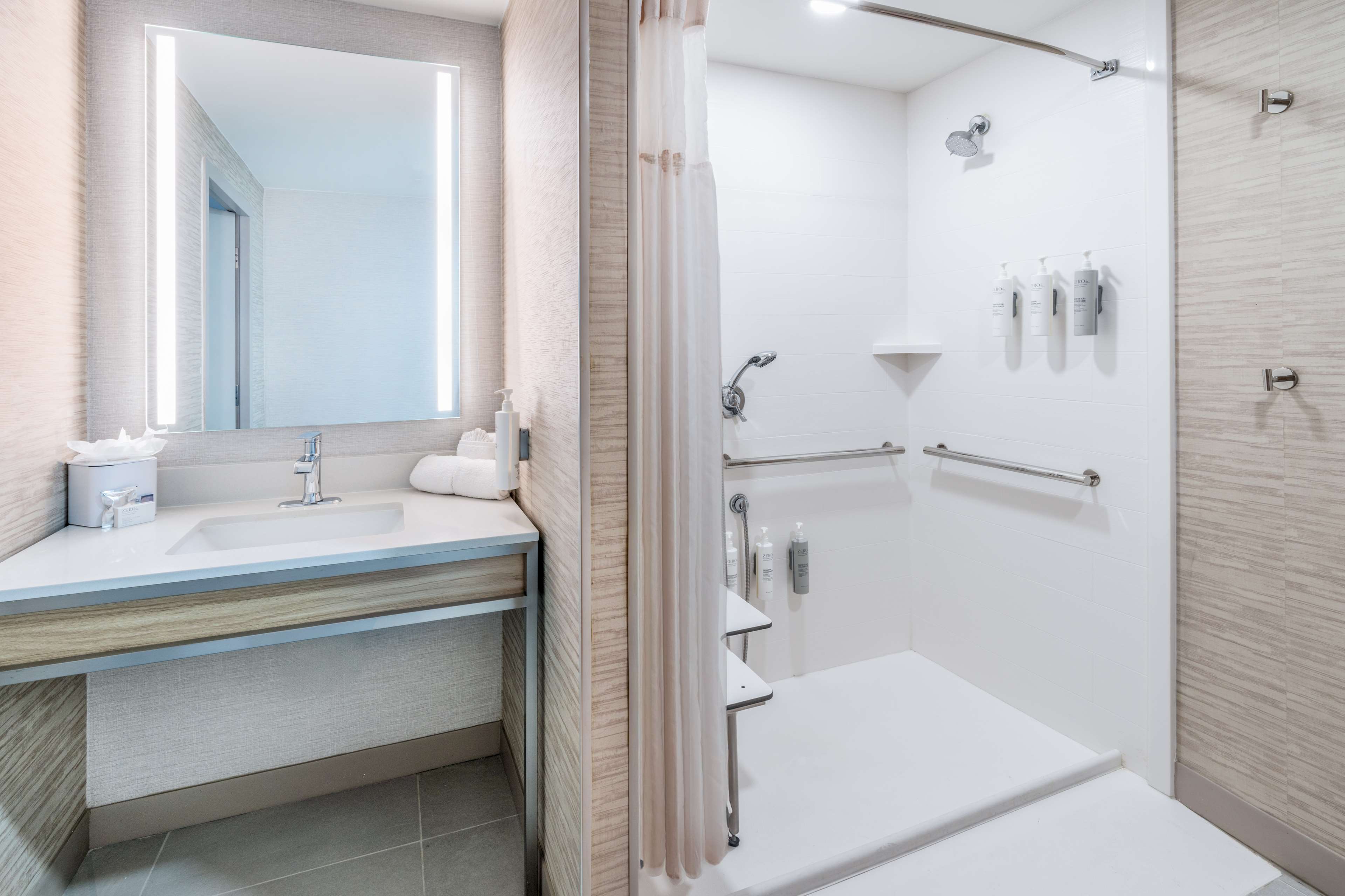 Hilton Garden Inn Albuquerque Uptown - Tap to explore photos