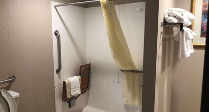 Best Western Gateway Adirondack Inn Room Type - Accessible - 1 King, Mobility Accessible, Communication Assistance, Roll In Shower, Microwave And Re
