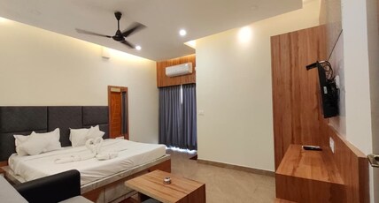 K B Resort Room Type - Premium Room Side Sea View With Balcony