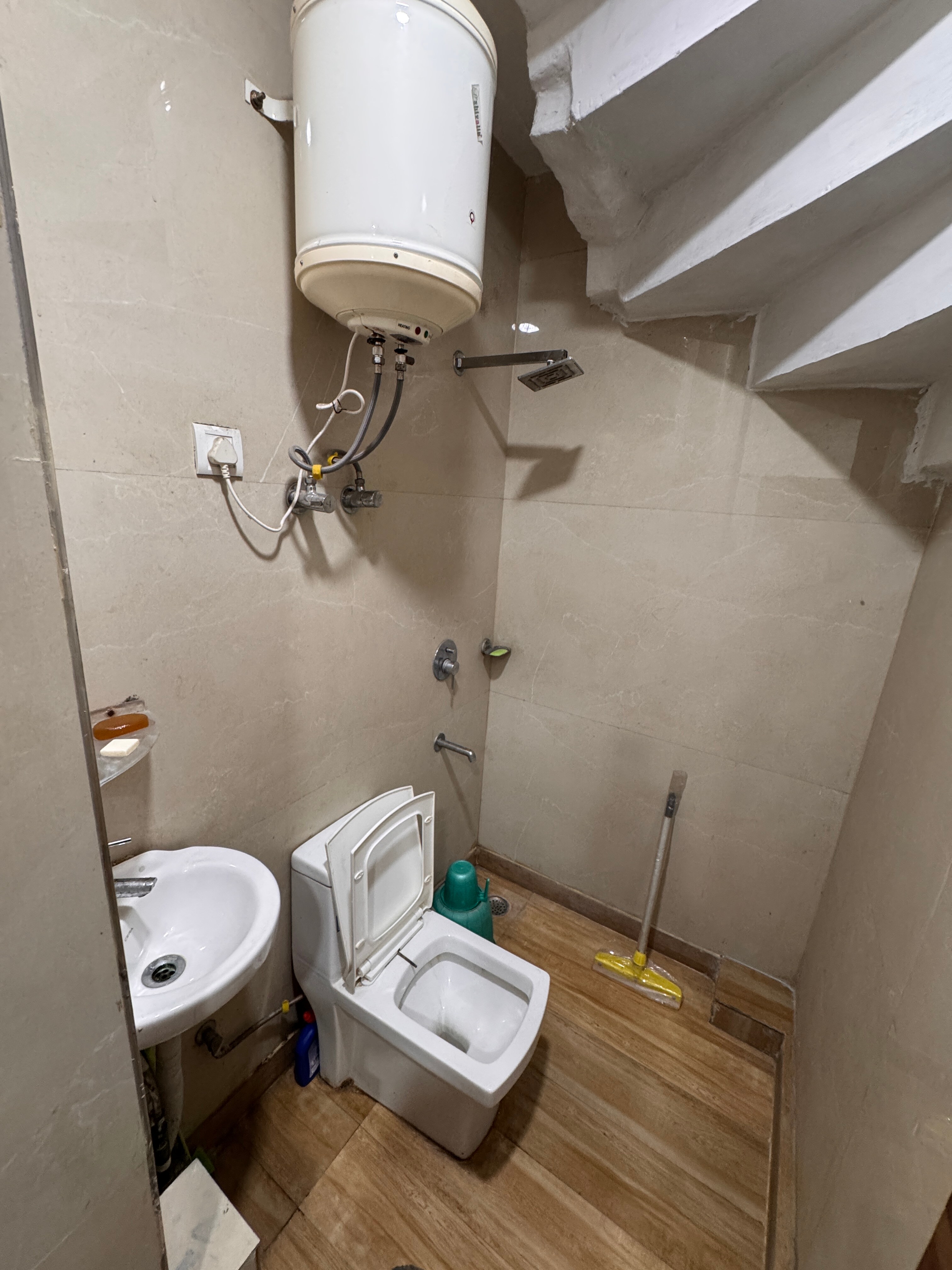 Urban ease homestay - Tap to explore photos