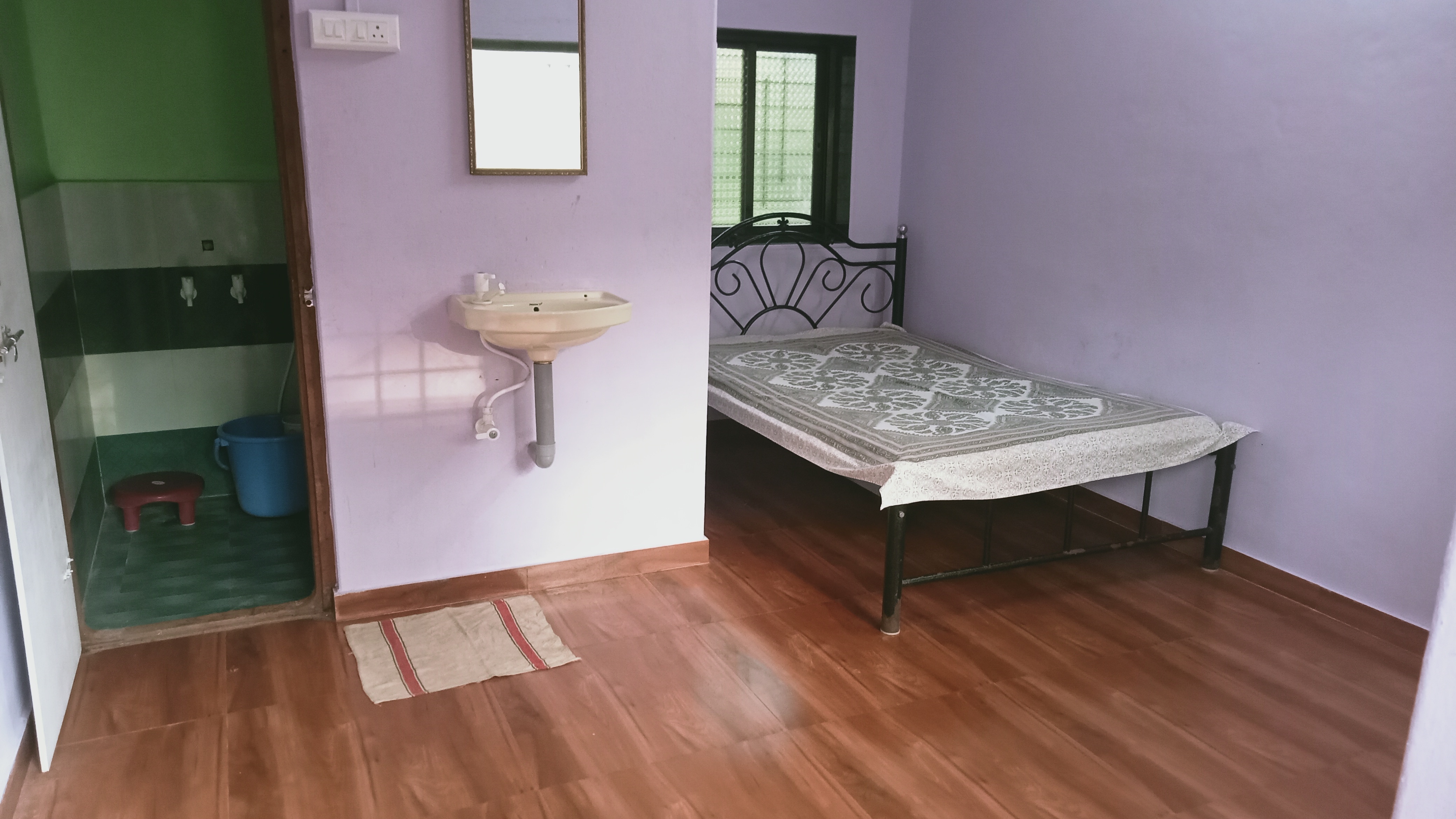 Giri Homestay - Tap to explore photos