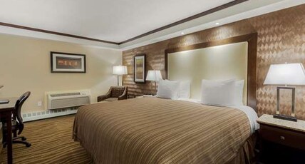 Best Western Premier Denham Inn and Suites Room Type - Suite-1 King Bed, Non-Smoking, Microwave And Mini-Refrigerator, Walk In Shower, Wi-Fi Best Western Premier Denham Inn and Suites Room Type - Suite-1 King Bed, Non-Smoking, Microwave And Mini-Refrigerator, Walk In Shower, Wi-Fi