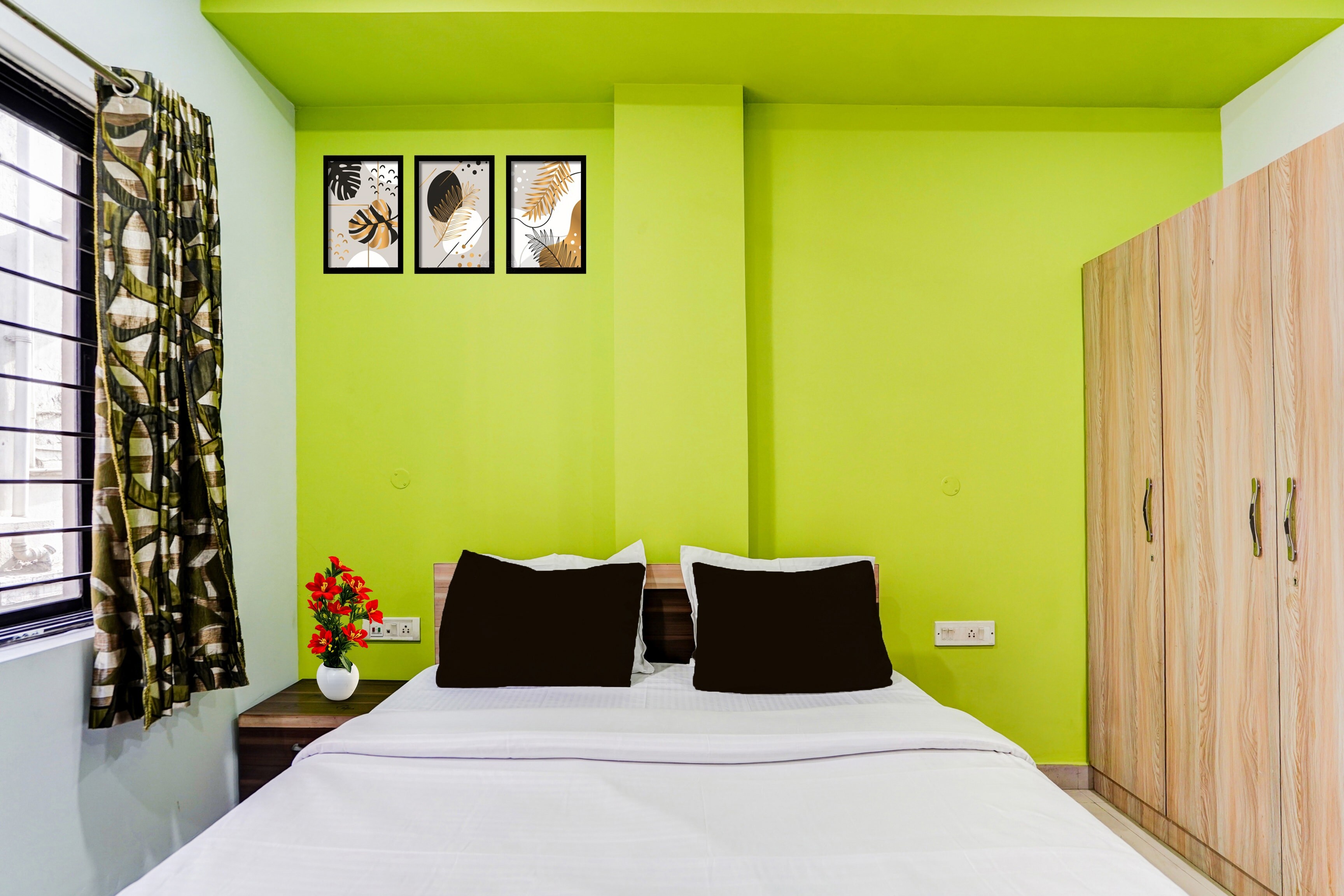 Hotel O Bhidannagar Durgapur Formerly Relax Guest House - Tap to explore photos